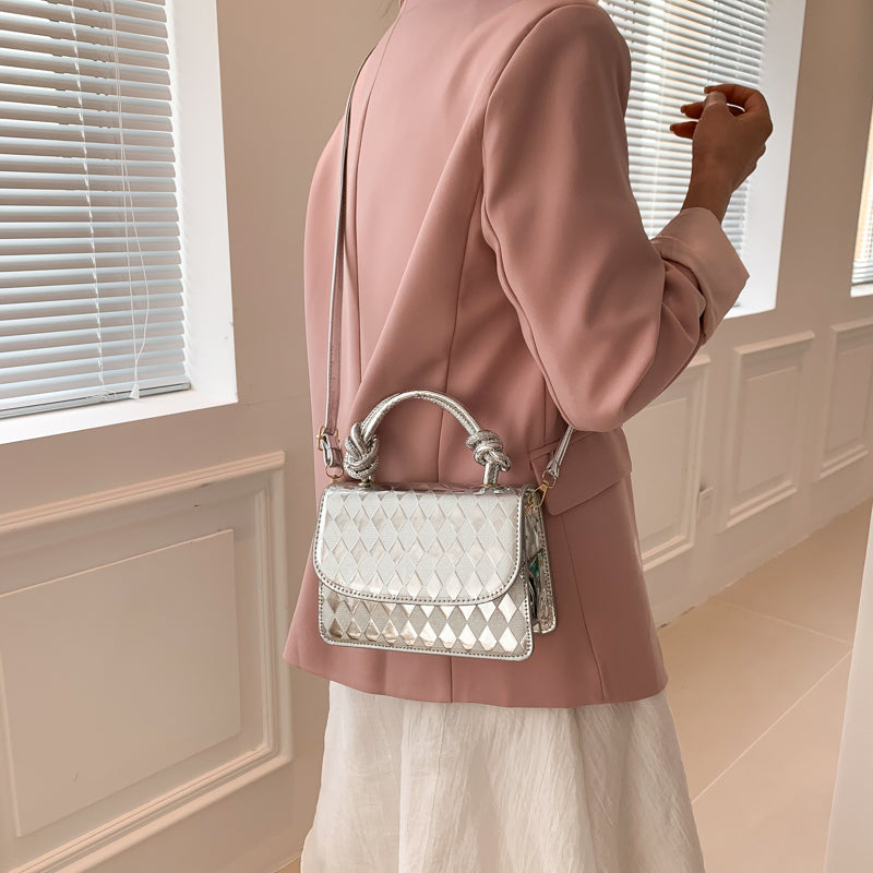 Bolso con nudo de diamantes inspirado en BARBIE 